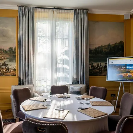 Edmond & - Maison Blanche Hotel Bievres