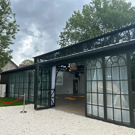 Edmond Hôtel&spa - Maison Blanche 4*