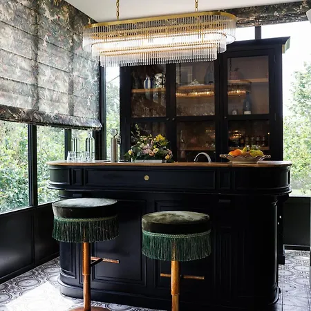 Hotel Edmond & - Maison Blanche 4*