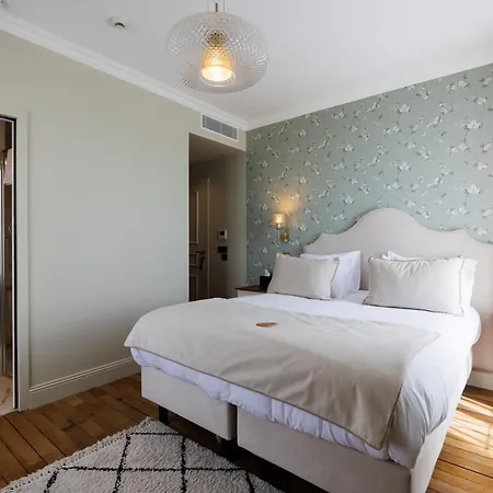 Hotel Edmond & - Maison Blanche 4*