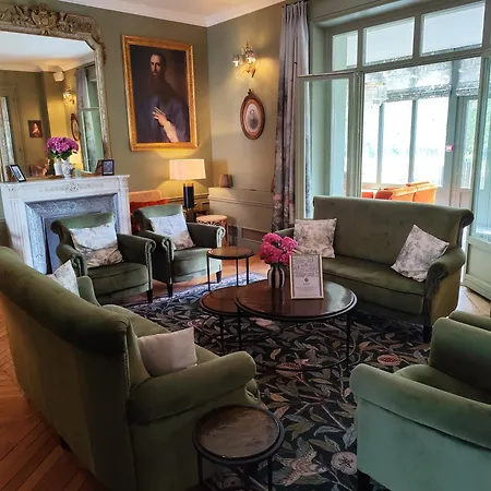 Edmond Hôtel&spa - Maison Blanche Bievres